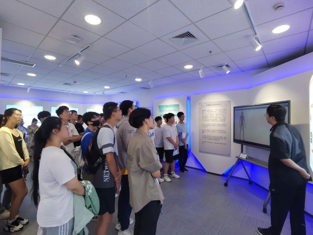 1689921655718766.jpg 1689921655718766.jpg