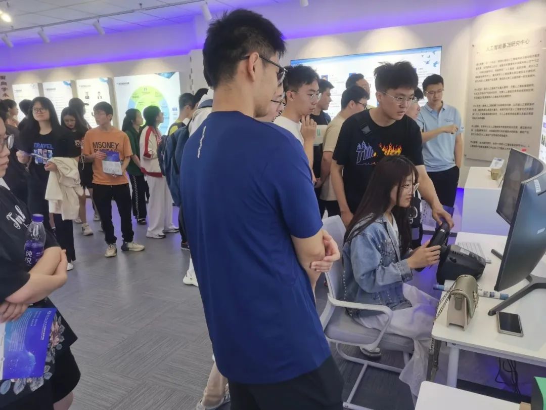 1689922172425435.jpg 1689922172425435.jpg